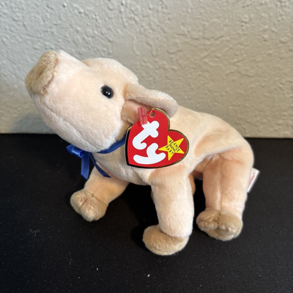 Ty Beanie Baby Knuckles The Pig DOB March 25, 1999